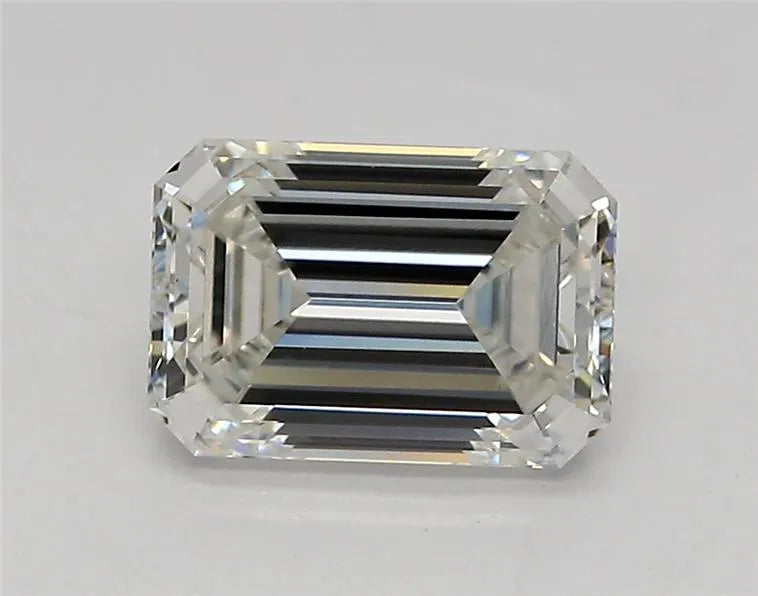 1.53ct Emerald Lab Grown Diamond (Colour F, Clarity VVS2, IGI Certified)