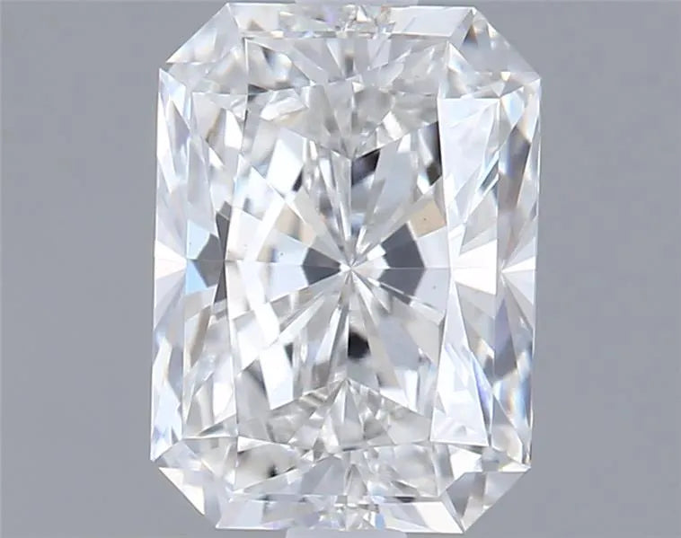 1.57ct Radiant Lab Grown Diamond (Colour E, Clarity VS1, IGI Certified)