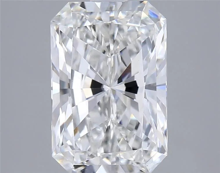 1.91ct Radiant Lab Grown Diamond (Colour E, Clarity VVS2, IGI Certified)