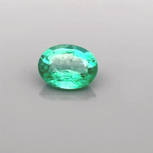 1.96ct Oval Natural Emerald (Colour Green, Clarity Slightly Included, Cut Faceted)