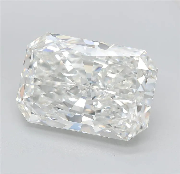 15.03ct Radiant Lab Grown Diamond (Colour G, Clarity VVS2, IGI Certified)
