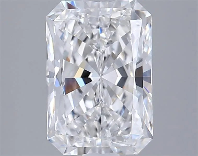 2.00ct Radiant Lab Grown Diamond (Colour D, Clarity VVS2, IGI Certified)