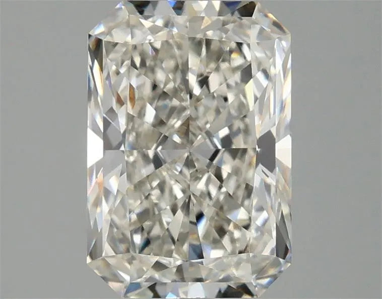 2.01ct Radiant Lab Grown Diamond (Colour H, Clarity VVS2, IGI Certified)