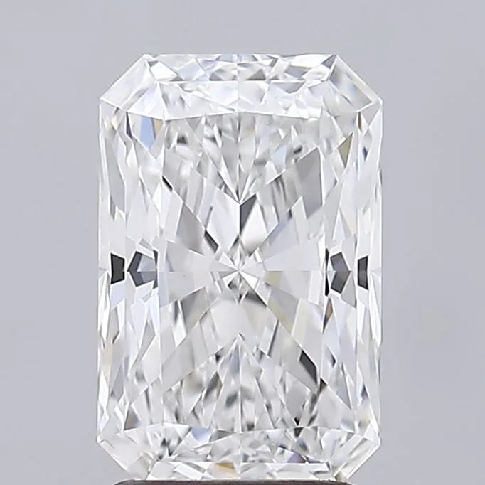 2.08ct Radiant Lab Grown Diamond (Colour E, Clarity VS1, IGI Certified)