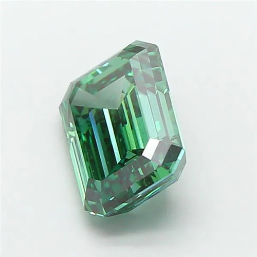 2.09ct Emerald Lab Grown Diamond (Colour Fancy Vivid Green, Clarity VVS2, IGI Certified)