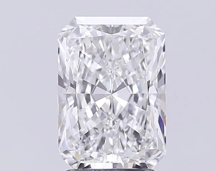 2.56ct Radiant Lab Grown Diamond (Colour E, Clarity VVS1, IGI Certified)