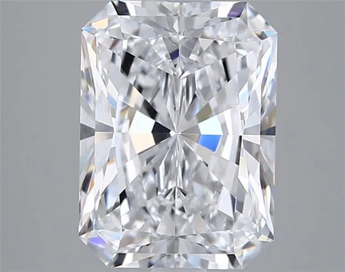 2.72ct Radiant Lab Grown Diamond (Colour D, Clarity VVS1, IGI Certified)
