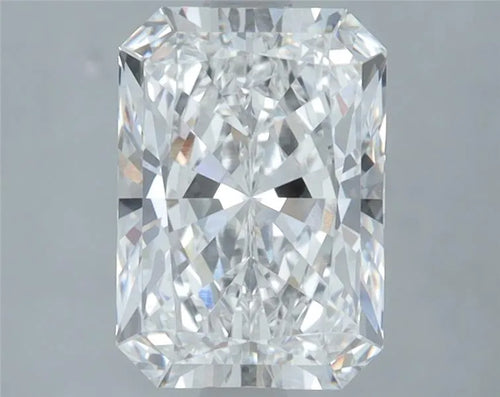 2.78ct Radiant Lab Grown Diamond (Colour E, Clarity VS1, IGI Certified)