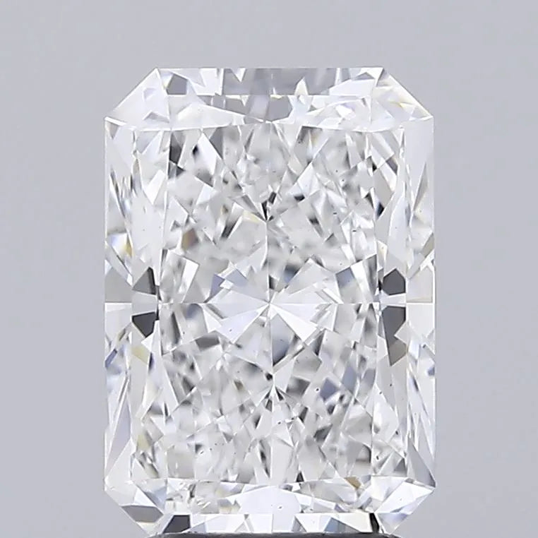 2.89ct Radiant Lab Grown Diamond (Colour D, Clarity VS2, IGI Certified)