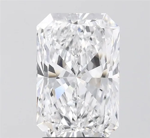 3.00ct Radiant Lab Grown Diamond (Colour D, Clarity VVS2, IGI Certified)