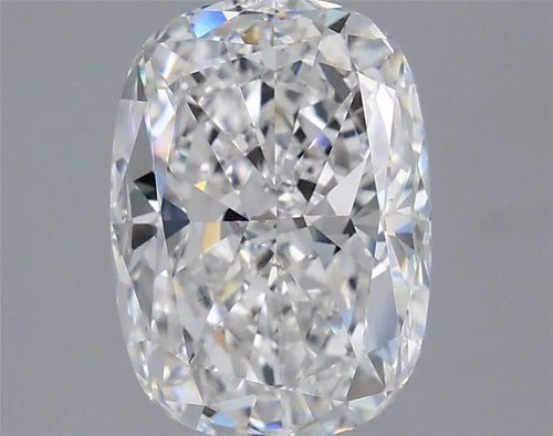 3.01ct Cushion modified Lab Grown Diamond (Colour E, Clarity VVS2, IGI Certified)