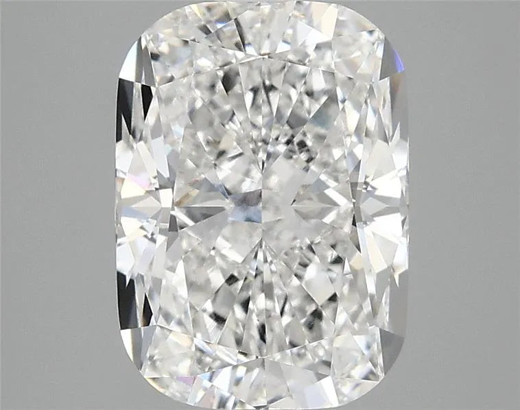 3.03ct Cushion modified Lab Grown Diamond (Colour E, Clarity VVS2, IGI Certified)