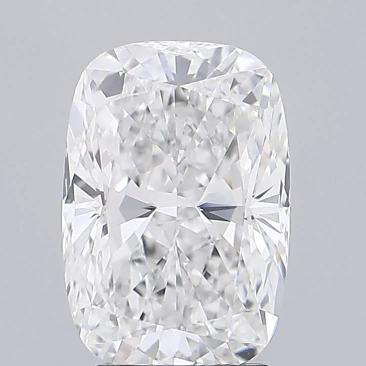 3.19ct Cushion modified Lab Grown Diamond (Colour E, Clarity VVS2, IGI Certified)
