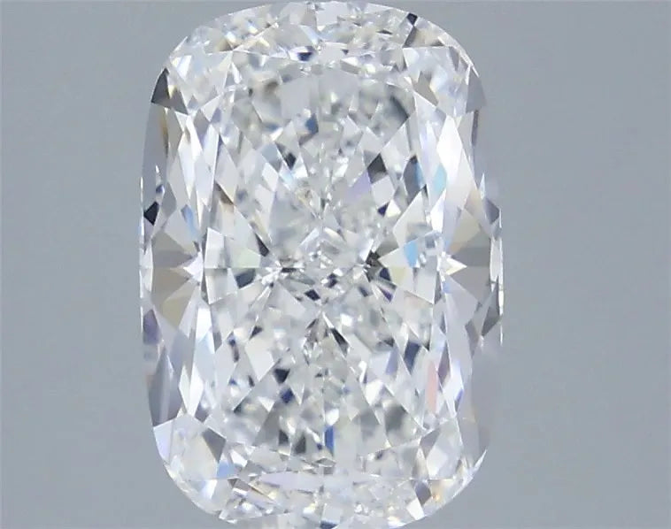 3.75ct Cushion modified Lab Grown Diamond (Colour E, Clarity VVS2, IGI Certified)