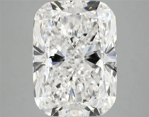 3.90ct Cushion modified Lab Grown Diamond (Colour E, Clarity VVS2, IGI Certified)