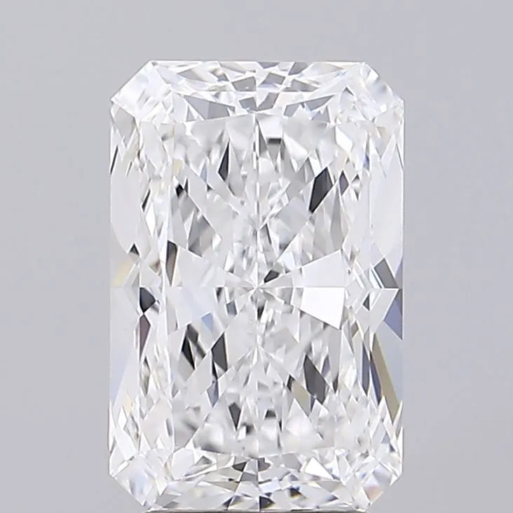 4.01ct Radiant Lab Grown Diamond (Colour F, Clarity VVS2, IGI Certified)