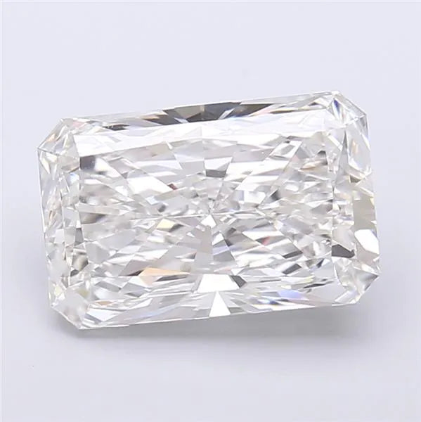 4.20ct Radiant Lab Grown Diamond (Colour F, Clarity VVS2, IGI Certified)