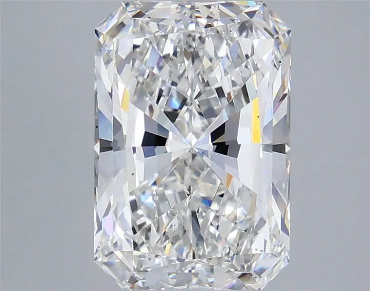 4.31ct Radiant Lab Grown Diamond (Colour F, Clarity VS2, IGI Certified)