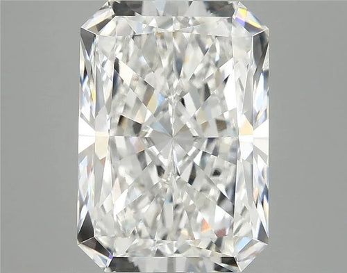4.70ct Radiant Lab Grown Diamond (Colour F, Clarity VVS2, IGI Certified)