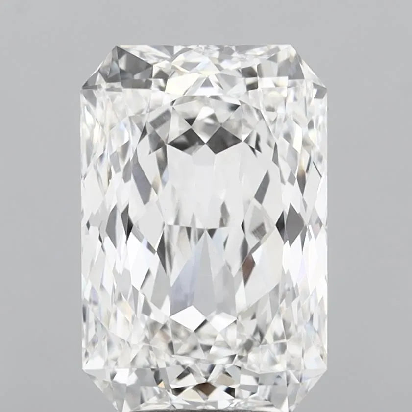 5.12ct Radiant Lab Grown Diamond (Colour F, Clarity VVS2, IGI Certified)