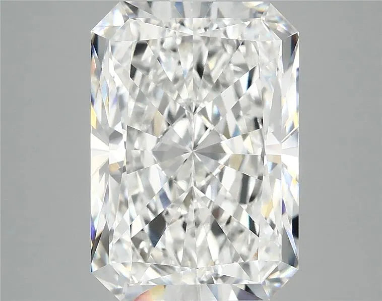 6.20ct Radiant Lab Grown Diamond (Colour F, Clarity VS1, IGI Certified)