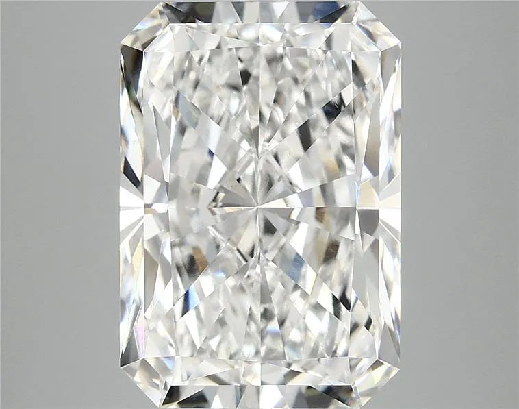 7.16ct Radiant Lab Grown Diamond (Colour F, Clarity VVS2, IGI Certified)