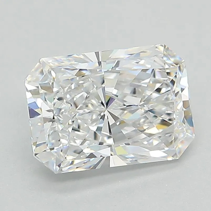7.64ct Radiant Lab Grown Diamond (Colour G, Clarity VS2, IGI Certified)