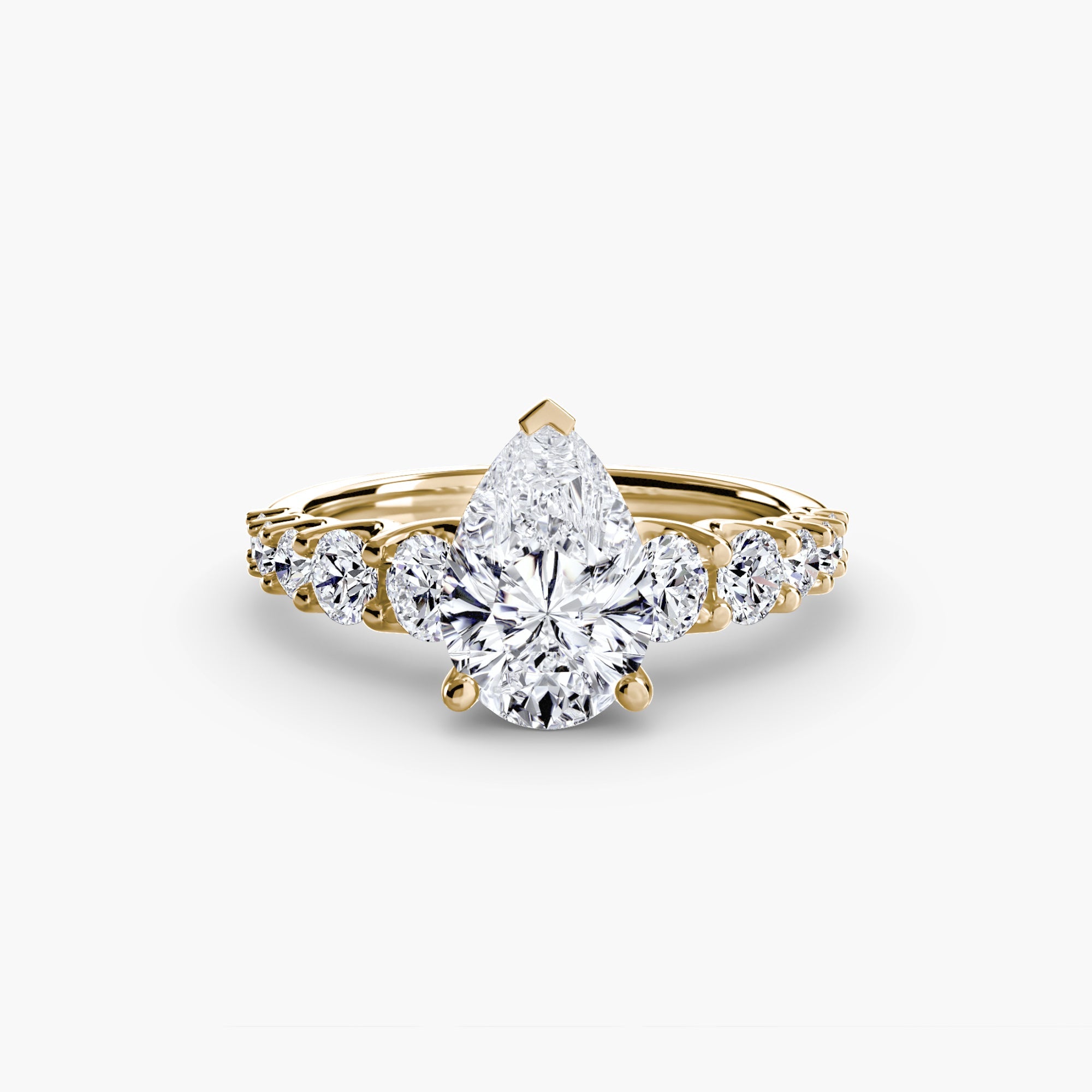 The Graduated Accent Ring The Perfect Carat