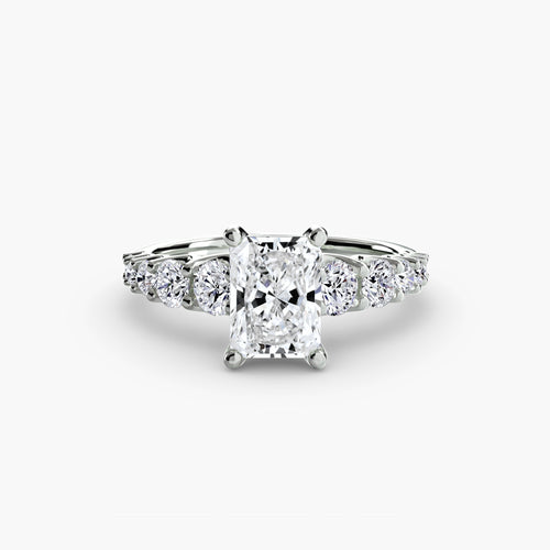 The Graduated Accent Ring The Perfect Carat